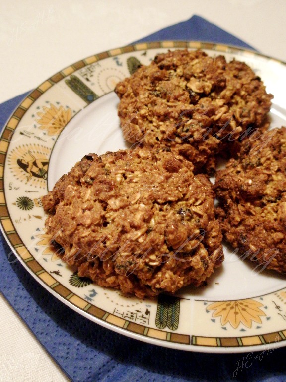 Oat cookies with coconut gooseberry