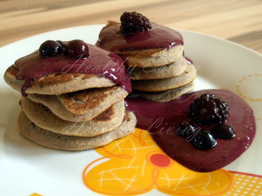 Banana fritters with raisins