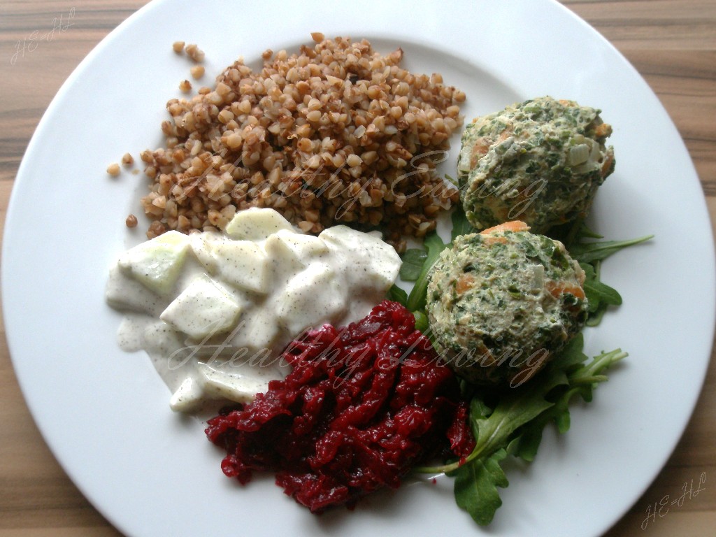 Meatballs with spinach and carrot