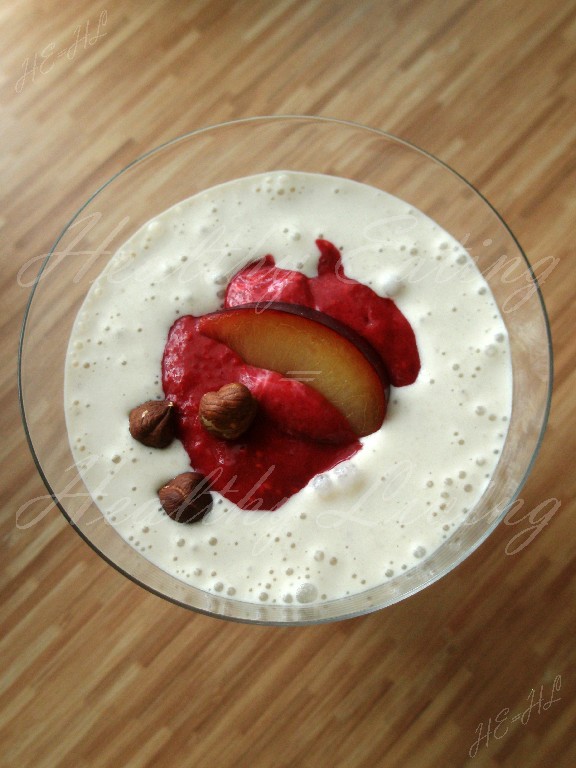 Dessert with nut-raspberry taste