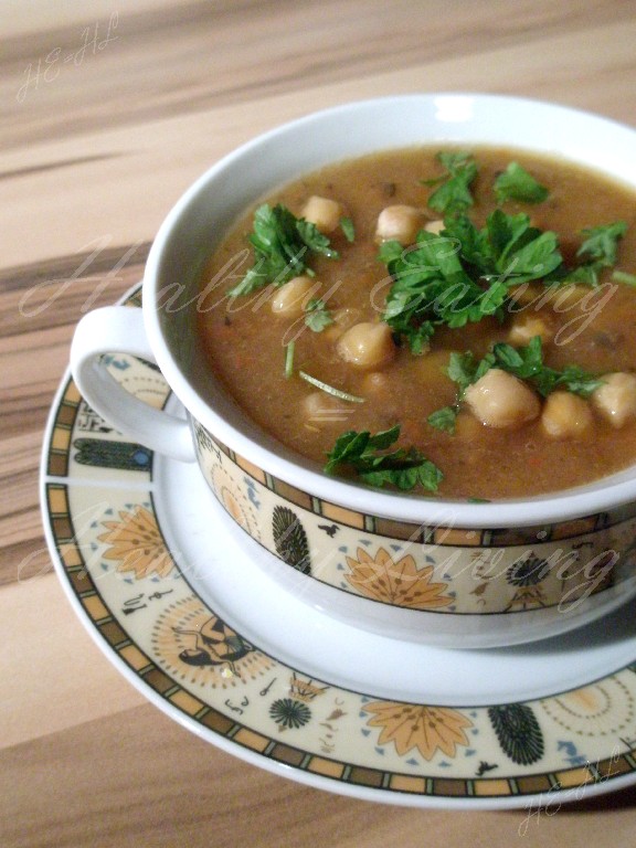 Soup with eggplant and chickpeas