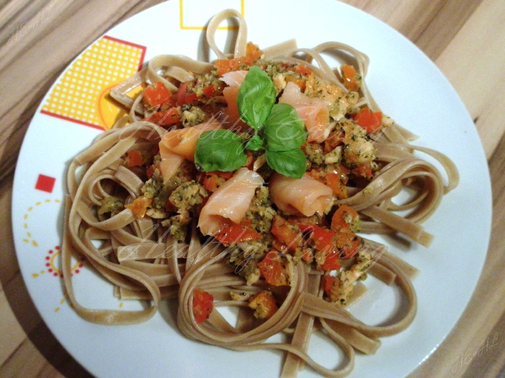 Tagliatelle with mint and smoked salmon