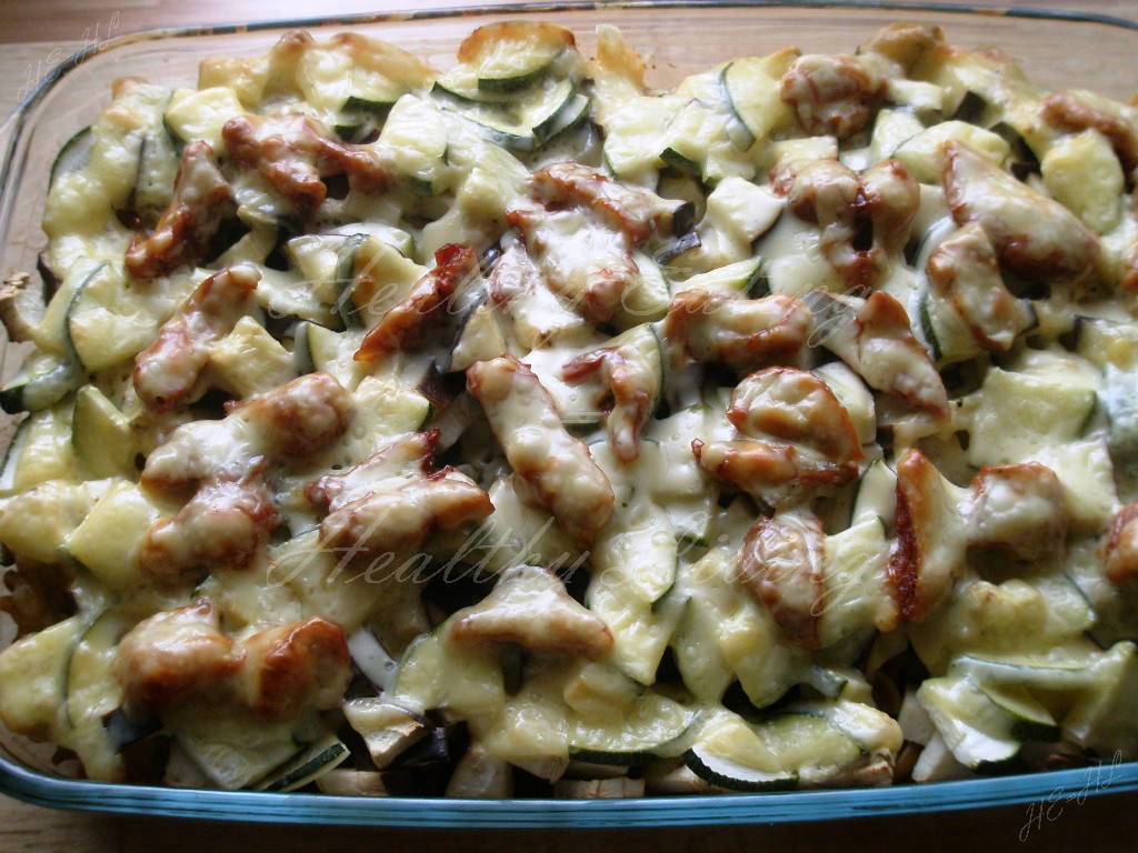 Casserole with vegetables and spelt pasta