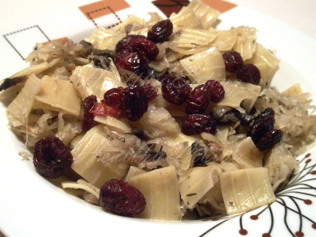 Lazanki with cranberries