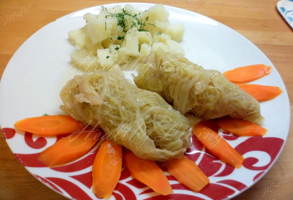 Stuffed cabbage with barley 