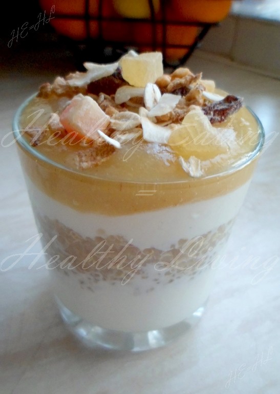 Dessert with quinoa and apple mousse