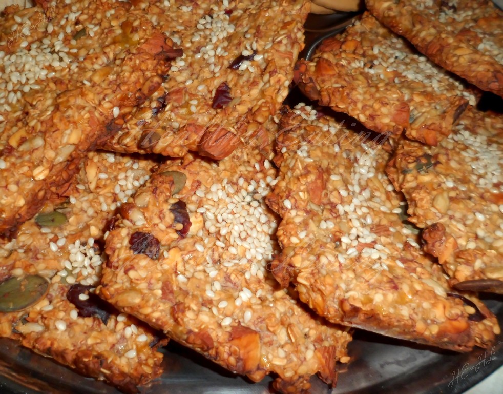 Oat-sesame cookies