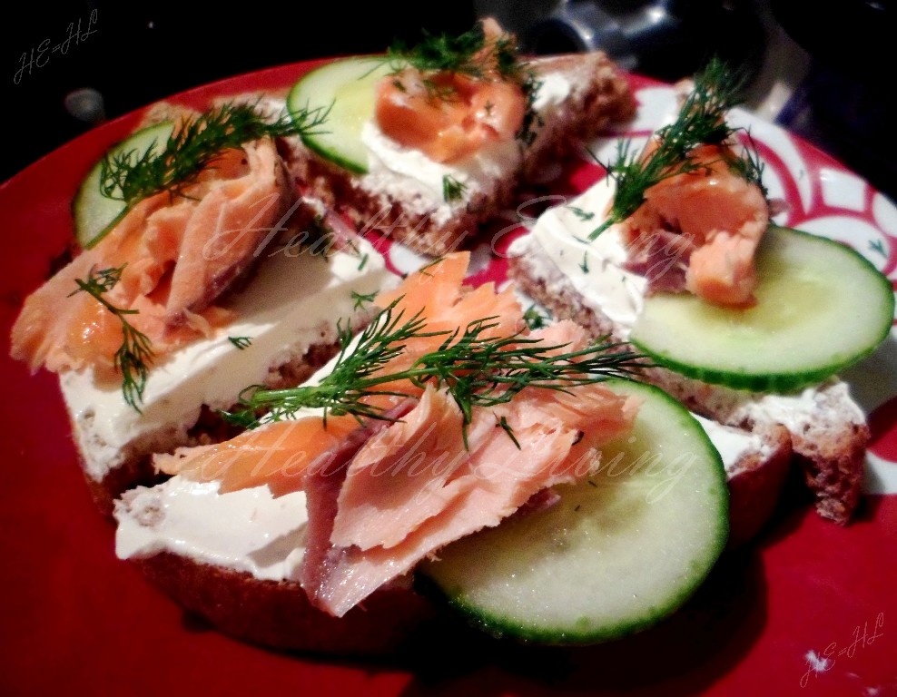 Salmon sandwiches