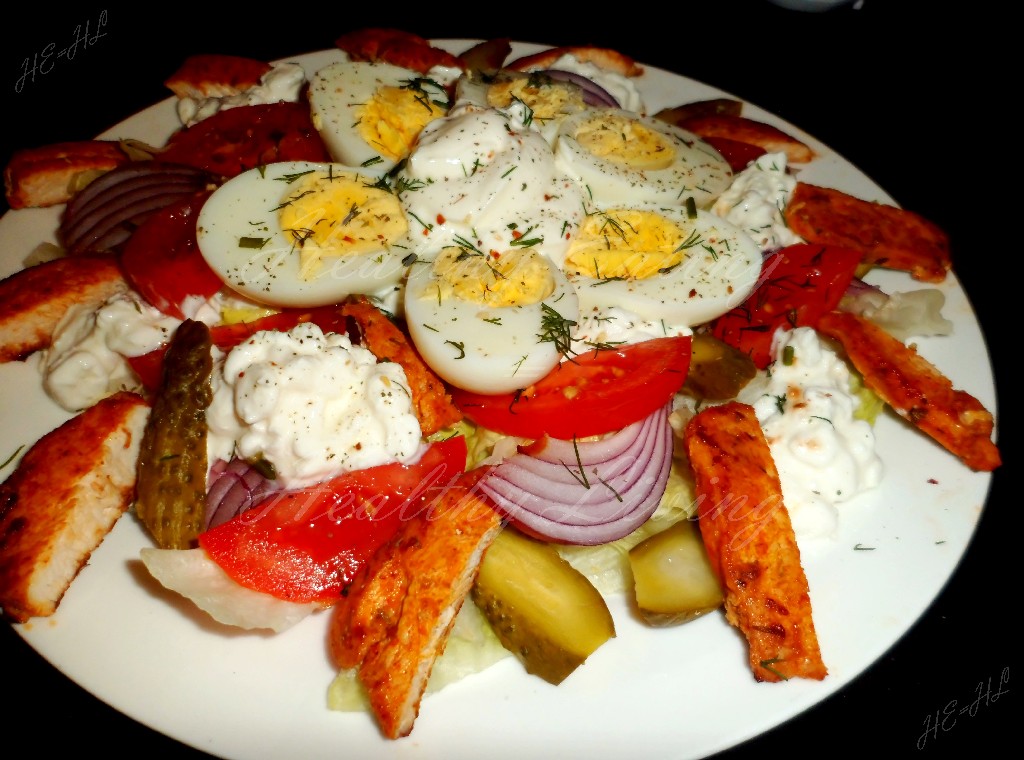 Chicken salad with egg