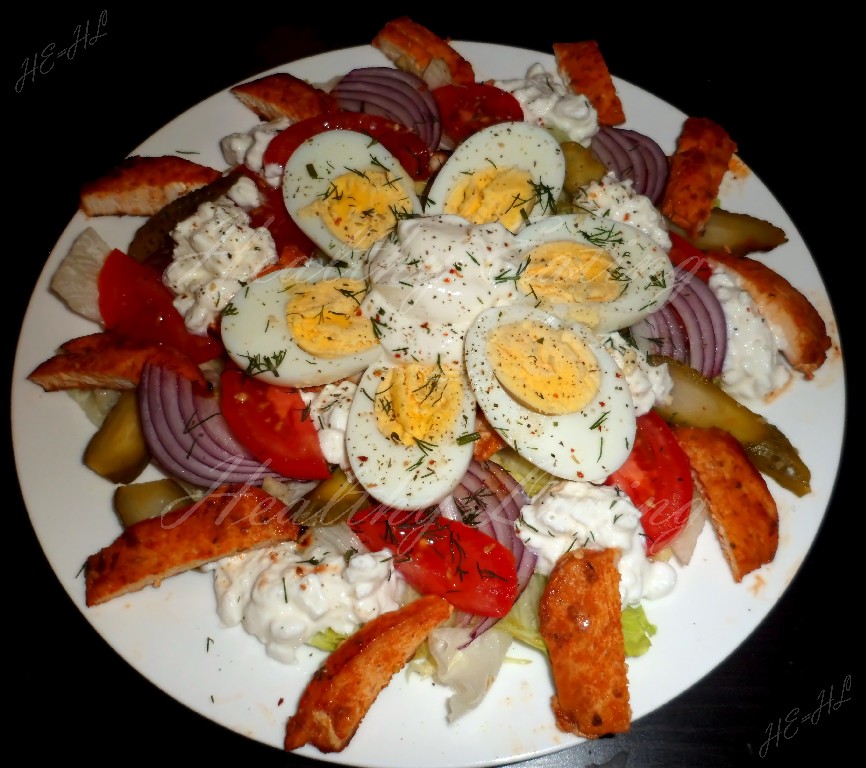 Chicken salad with egg