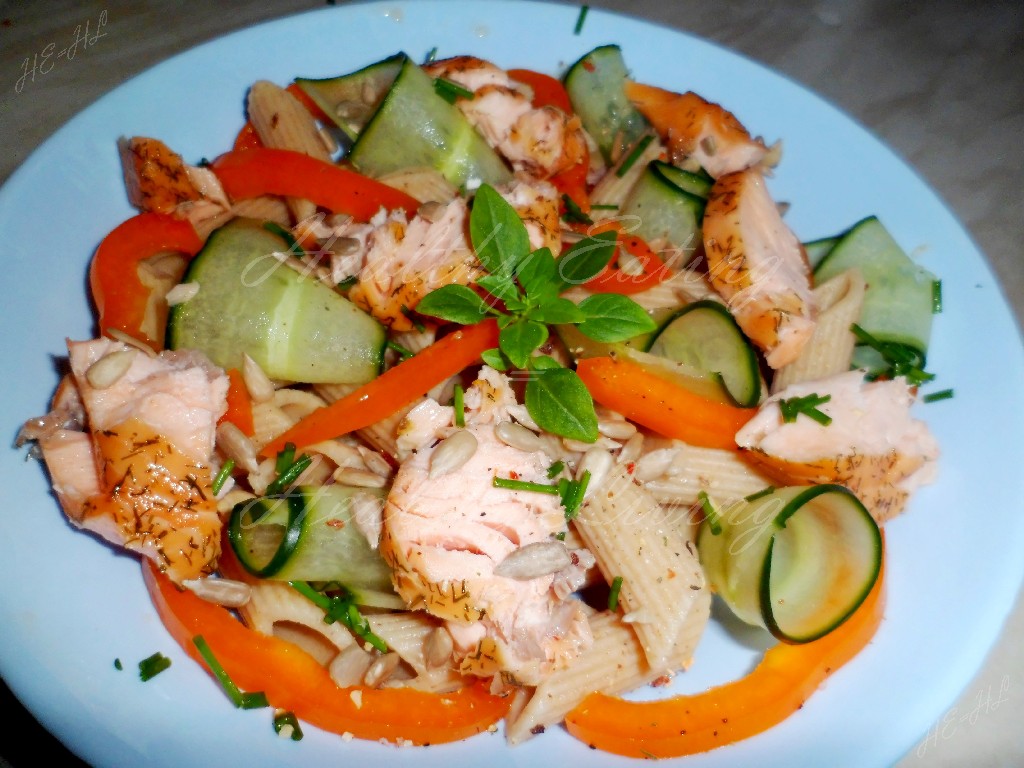 Salmon salad