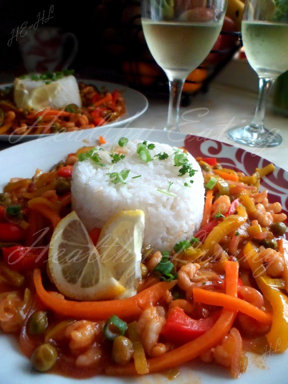 Shrimp in sauce with vegetables