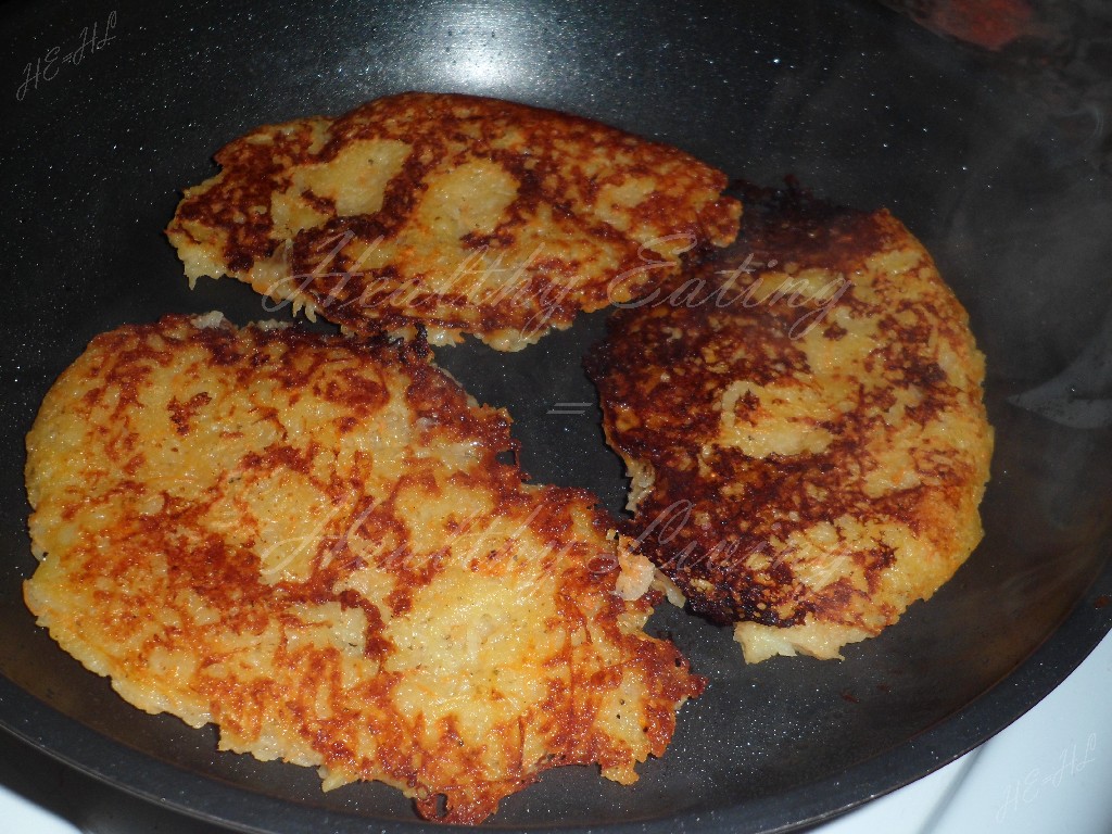 Potato-carrot fritters