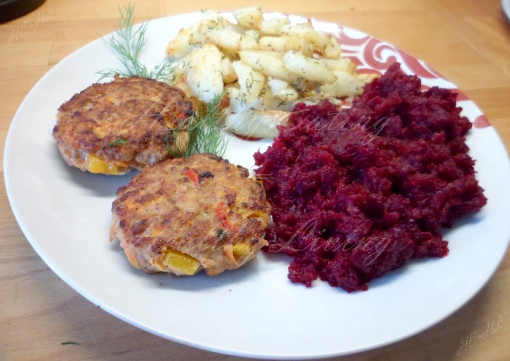 Turkey chops with fried beetroots