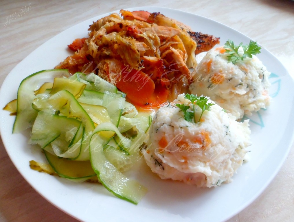 Kale casserole with chicken breast and vegetable puree