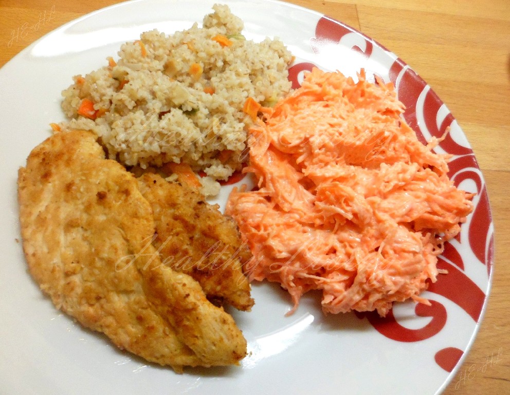 Chicken breast with vegetable-groats and carrot