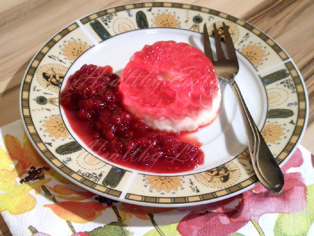 Jelly-muffin with fruits