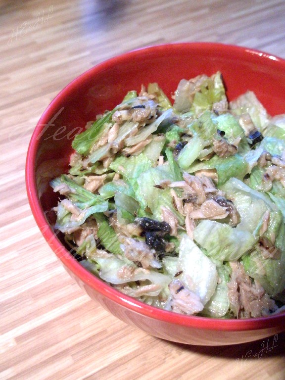 Tuna salad with cucumber