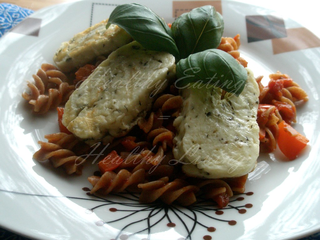 Basil Halloumi with pasta in tomato