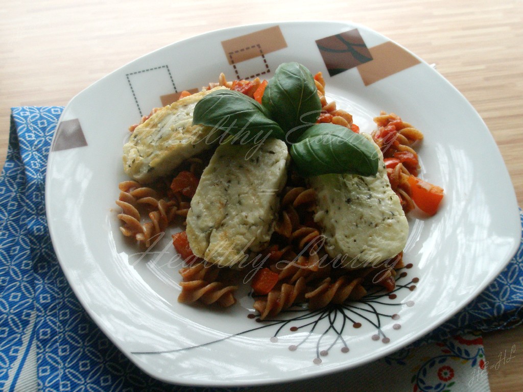 Basil Halloumi with pasta in tomato