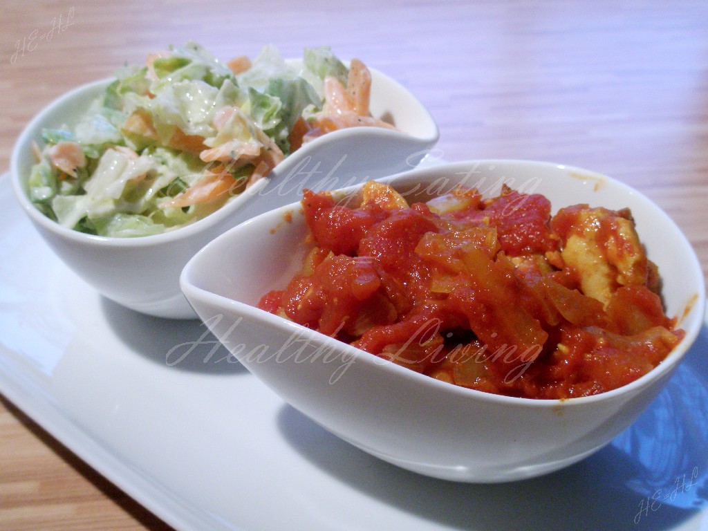 Curry salmon with a light salad