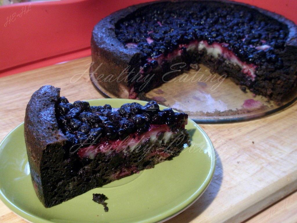 Buckwheat cake with pudding and blueberries