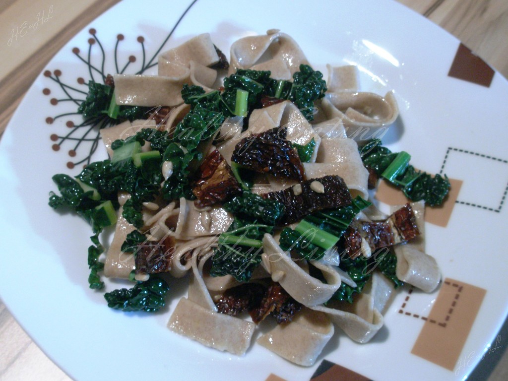 Rye pasta with black cabbage