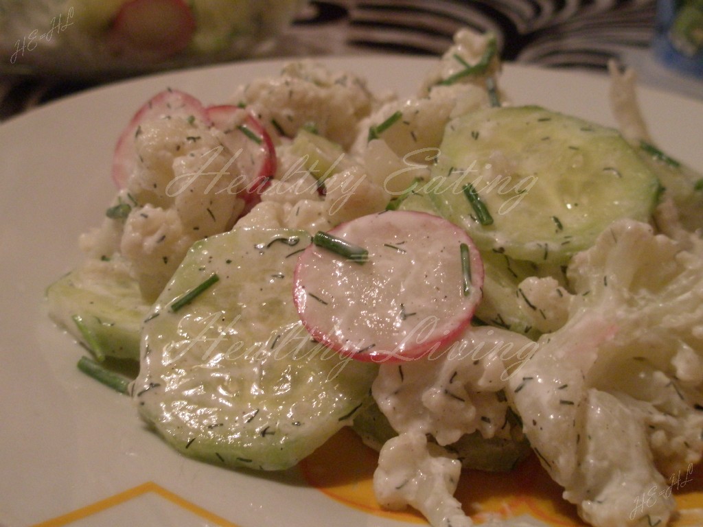 Salad with cauliflower