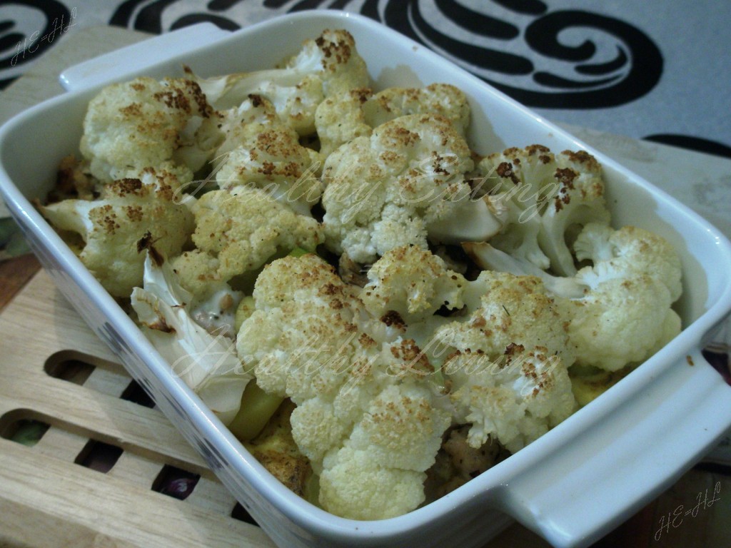 Meat-potato casserole with cauliflower