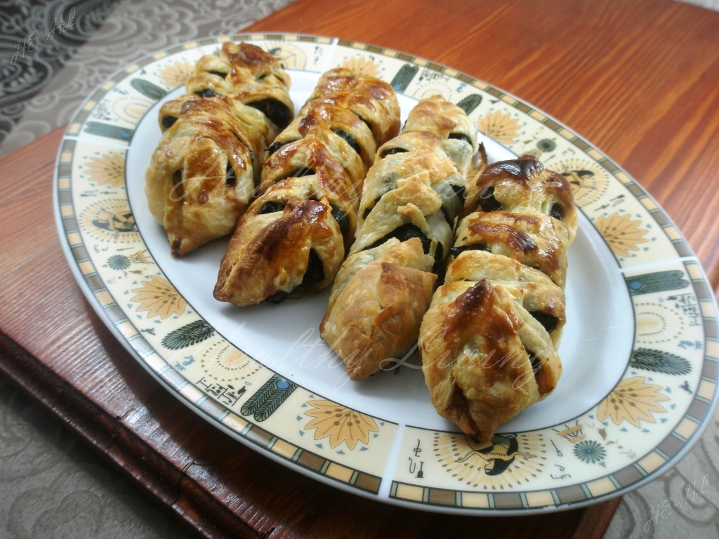 Salmon with spinach in french pastry