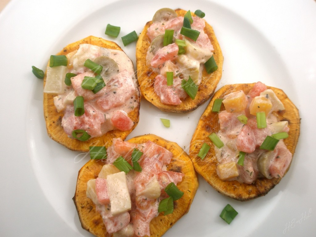 Sweet potato with tomato-pumpkin salsa