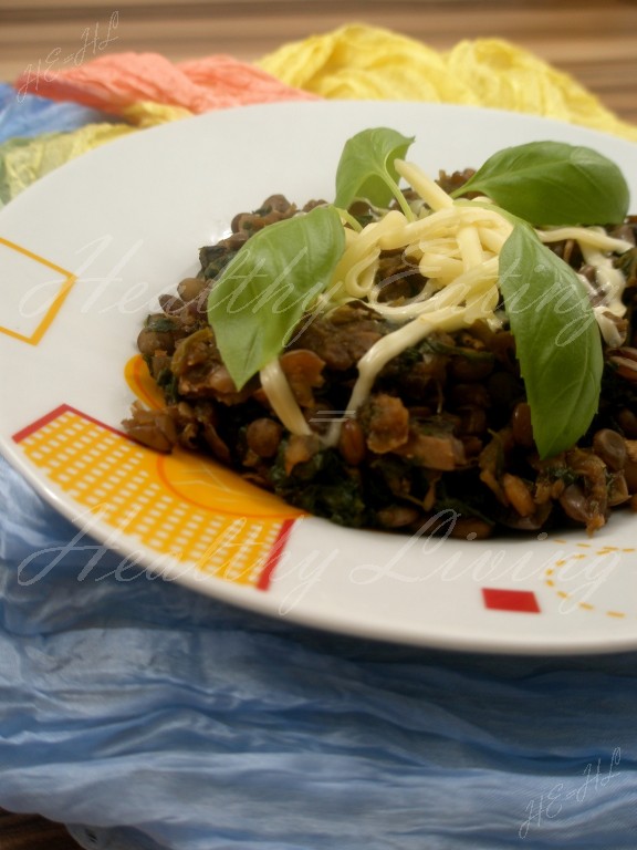 Green lentil with mushrooms and vegetables