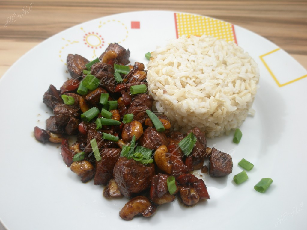 Chicken with cashew nuts