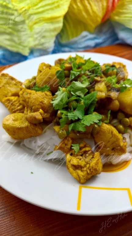 Sour-sweet chicken with pineapple and pattypan