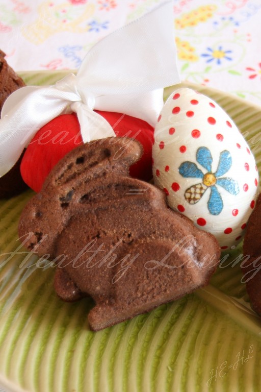 Cocoa cookies with delicacies