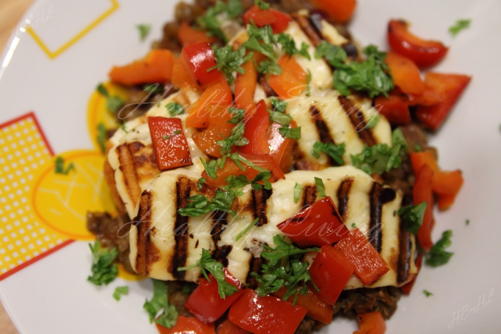 Green lentil with halloumi