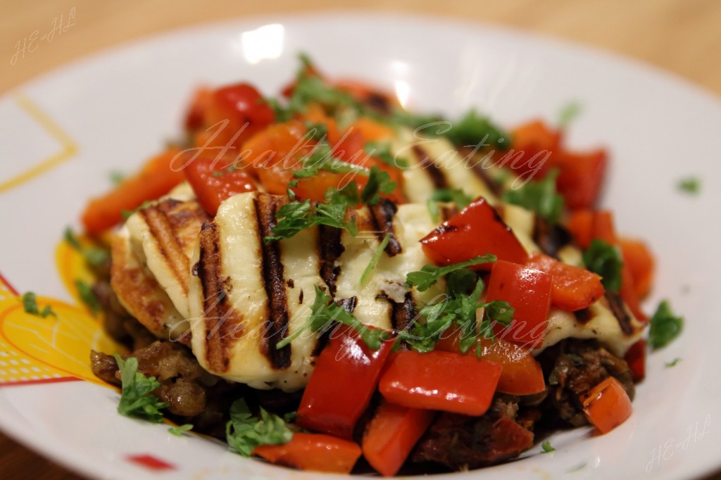 Green lentil with halloumi