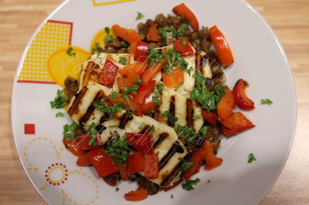 Green lentil with halloumi